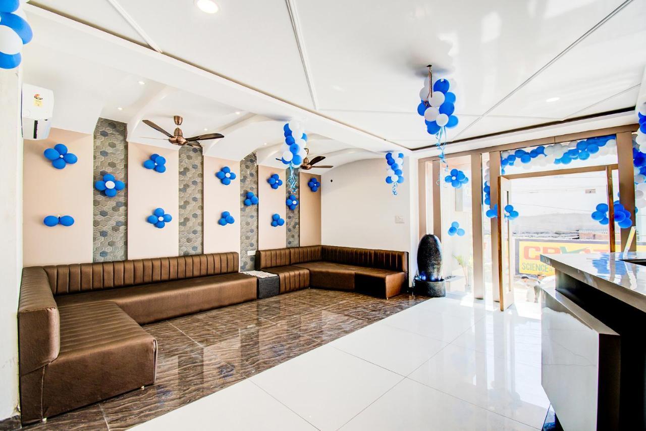 Fabhotel Prime Om Epic Vijay Nagar Indore Eksteriør billede