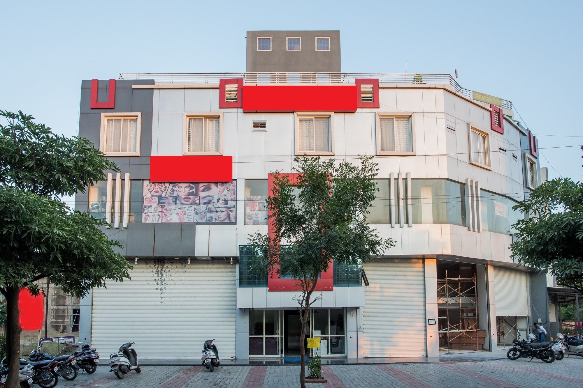 Fabhotel Prime Om Epic Vijay Nagar Indore Eksteriør billede